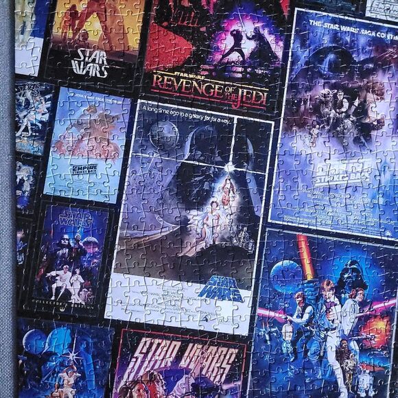 Buffalo Games Star Wars "ORIGINAL TRILOGY POSTERS" 1000 Piece Jigsaw Puzzle - Picture 6 of 7